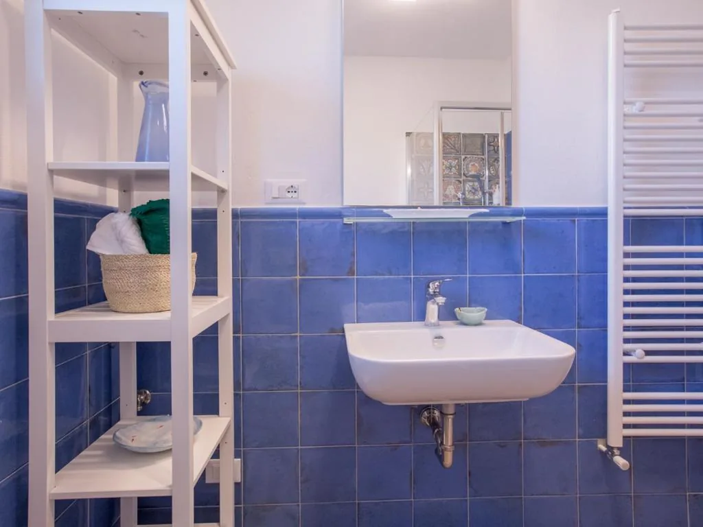 Appartamento con 1 Camera da Letto — Creuza de Legnà