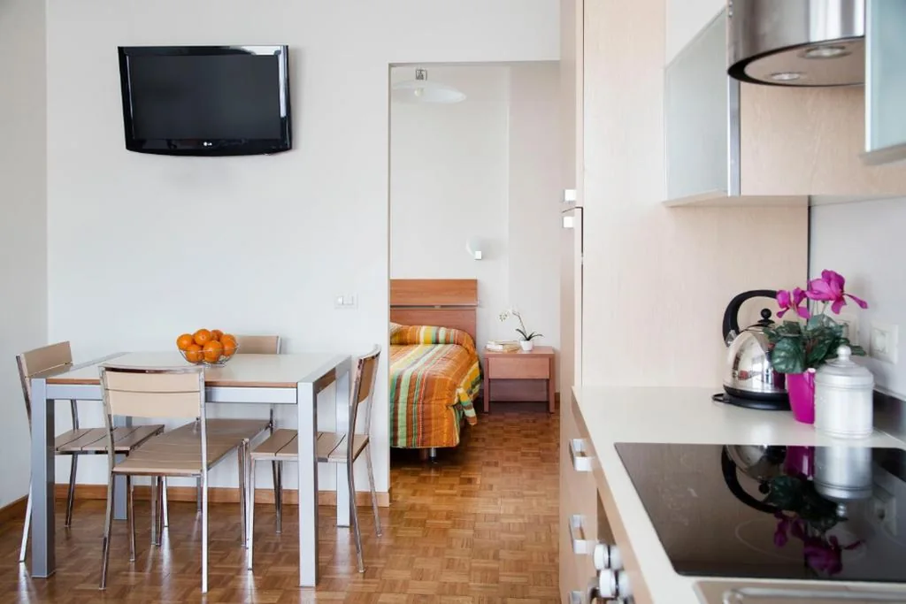 Appartamento con 1 Camera da Letto - Dependance — Hotel Meeting