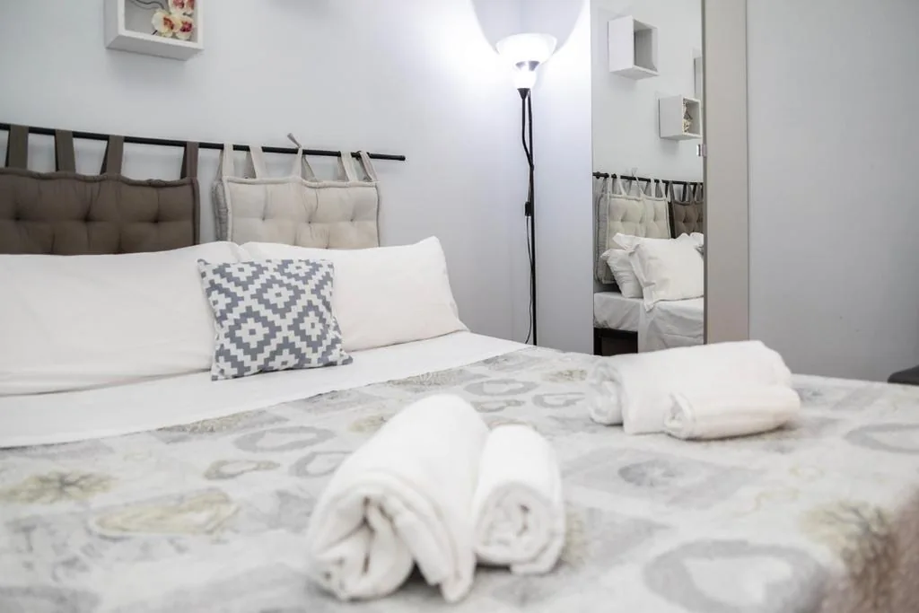 One-Bedroom Apartment — Dulcis Home Montemario
