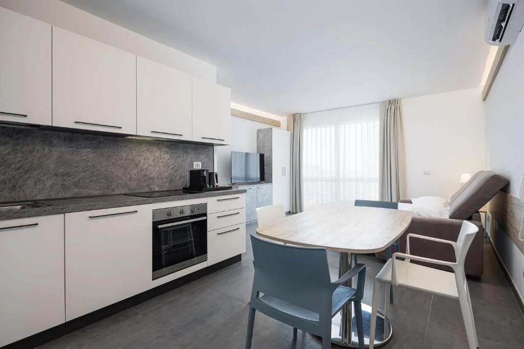 Appartamento con 1 Camera da Letto e Balcone (4 Adulti) — Residence Cavalluccio Marino