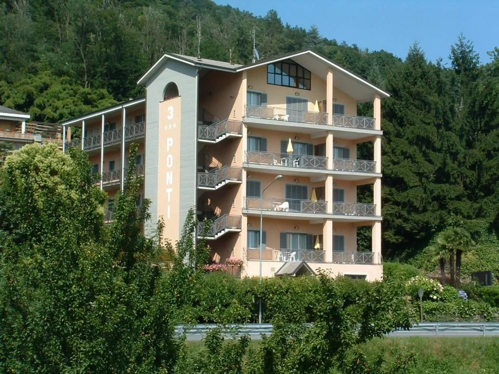 Appartamento con 1 Camera da Letto e Balcone — Residence Tre Ponti