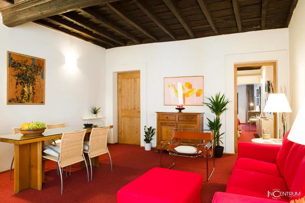 1-Bedroom Apartment with Terrace (3 Adults) - Via del Babuino 172 — Incentrum