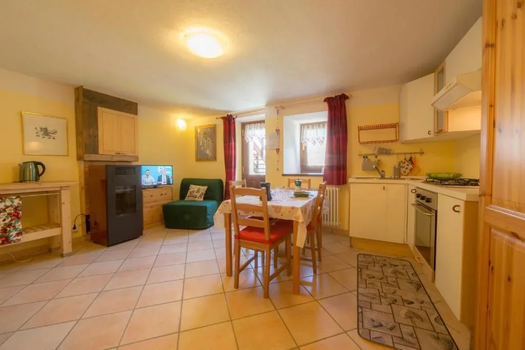 1-Bedroom Apartment with Garden View — Lo Verdzé di Torgnon