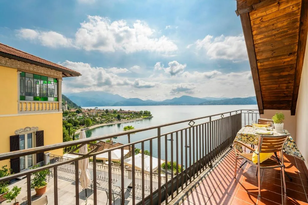 1-Bedroom Apartment with Lake View (4 Adults) — Hotel La Rondinella