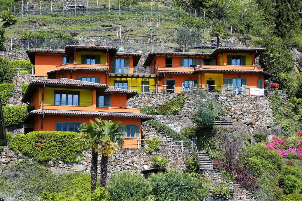 Appartamento con 1 Camera da Letto e Vista Lago — Appartamenti Ferrari Residence
