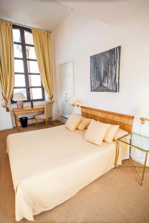Appartamento con 1 Camera da Letto e Vista Mare — Miramare Apartments&Suites