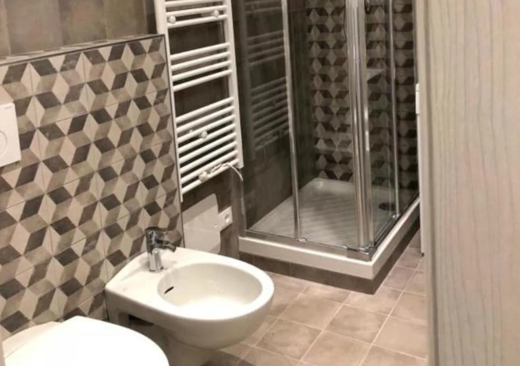 One-Bedroom Apartment - Separate Building — Hotel Ariston & Apartments