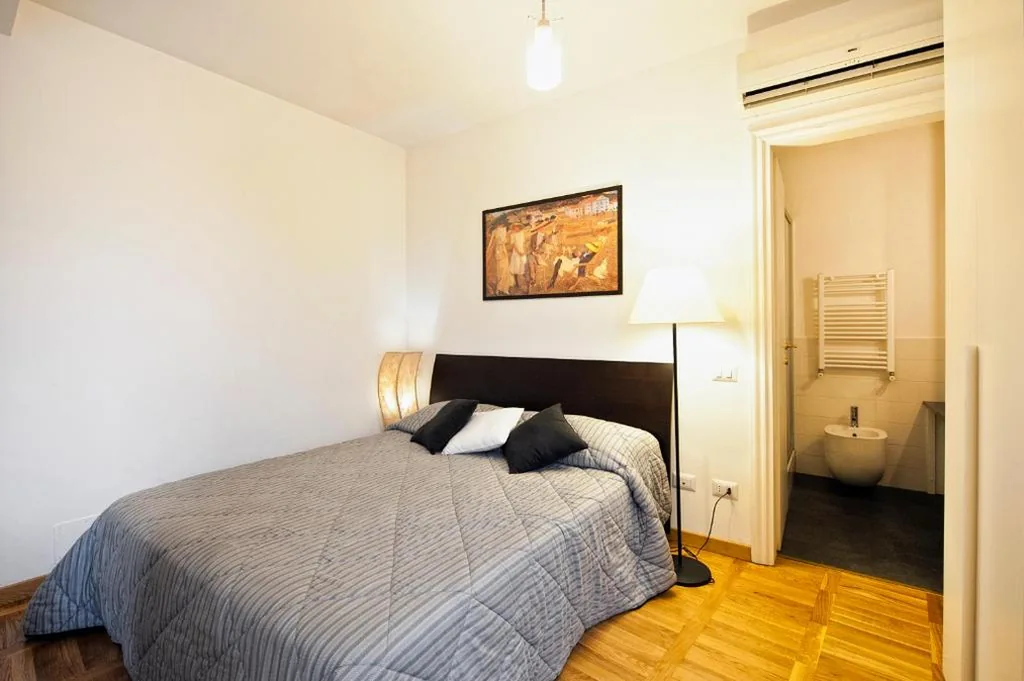 One-Bedroom Apartment - Separate Building — Romacentrarte