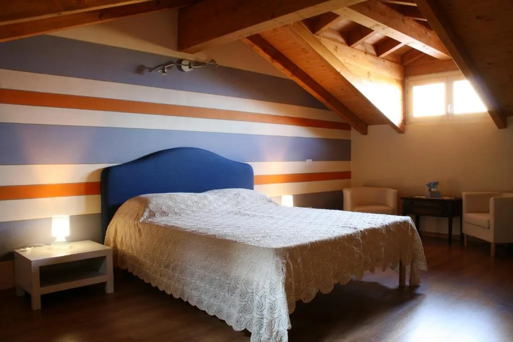 Appartamento con 1 Camera da Letto, Terrazza e Vista Lago - Su 2 Livelli — Cascina nel Bosco