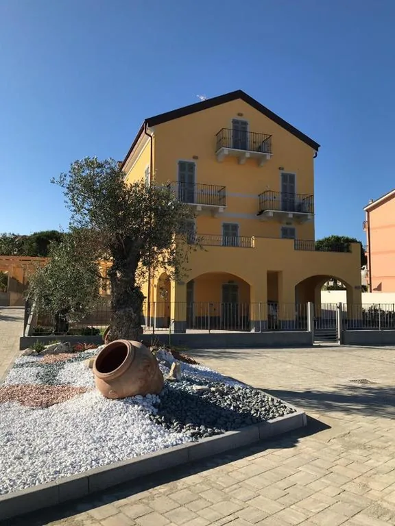 Appartamento con 1 Camera da Letto — Villa Canepa