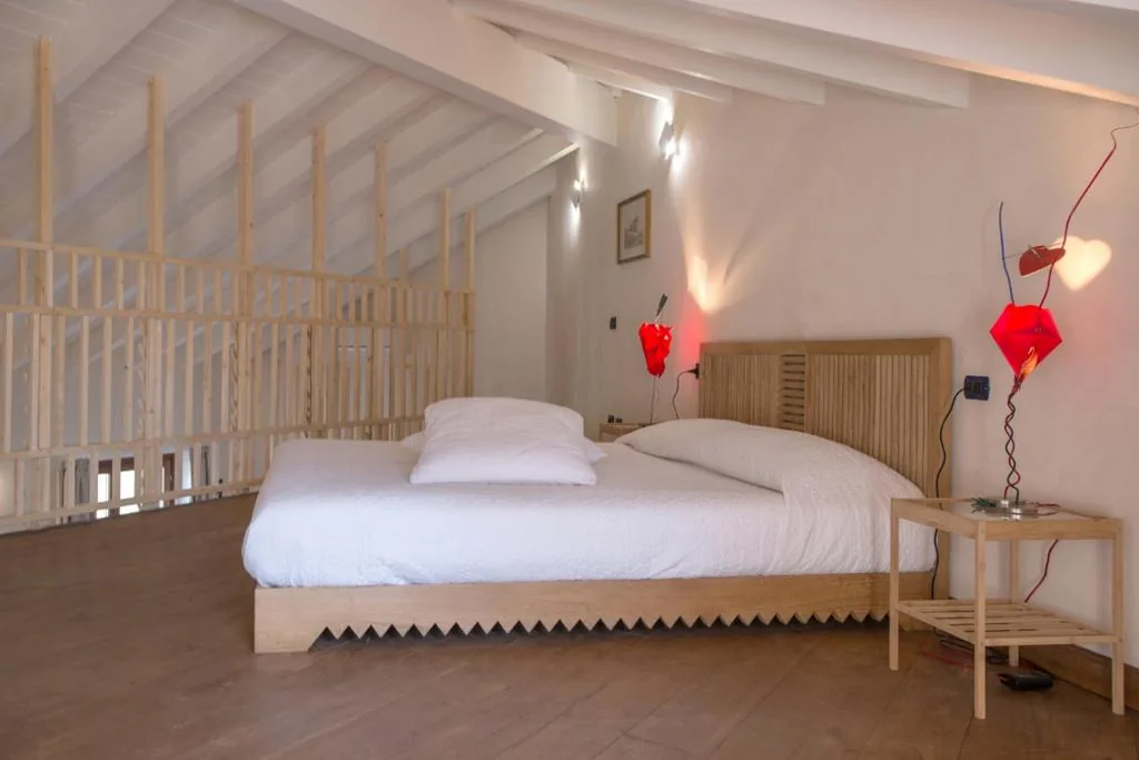 1-Bedroom Apartment with Lake View and Terrace — La Cucchetta