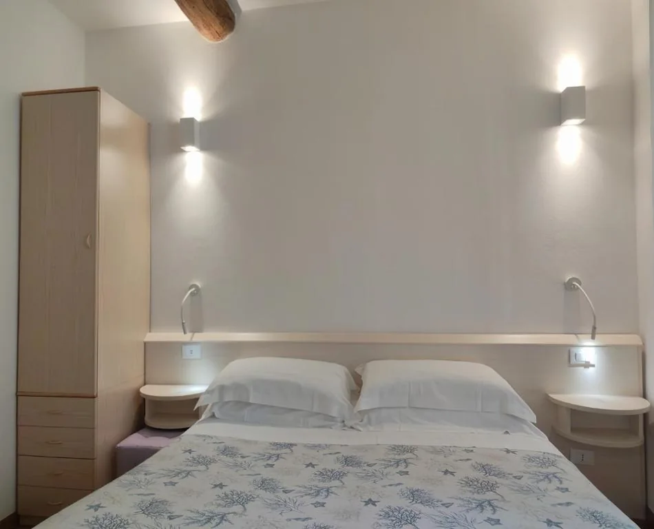 Appartamento con 2 Camere da Letto (4 Adulti) — Affittacamere Anna Michielini