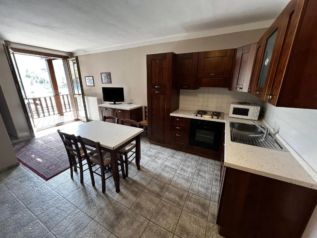 Appartamento con 2 Camere da Letto, Balcone e Vista Montagna — Chalet Edelweiss – Gruppo Estella Hotels