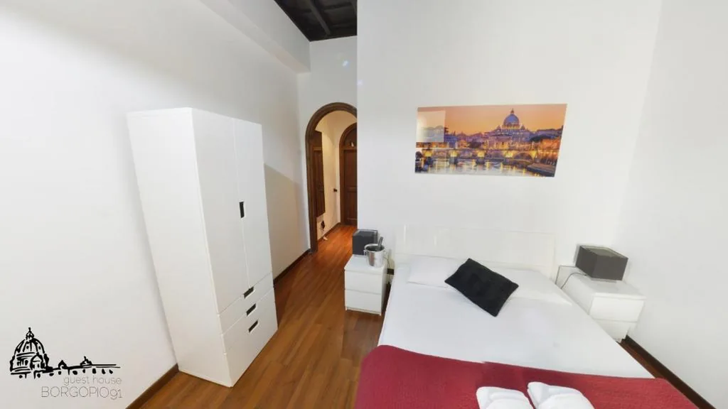 Appartamento con 2 Camere da Letto — Borgo Pio 91
