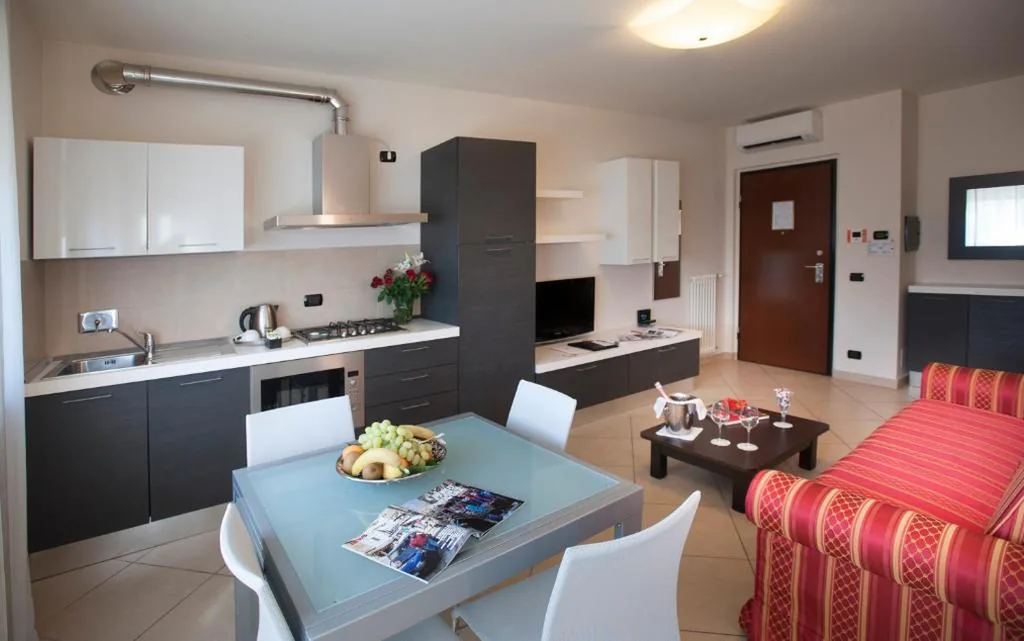 Apartment with 2 Bedrooms and Balcony (4 Adults) — Residence Calissano