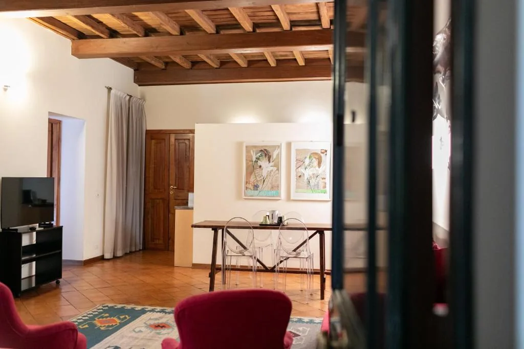 2-Bedroom Apartment with Balcony — Incentrum