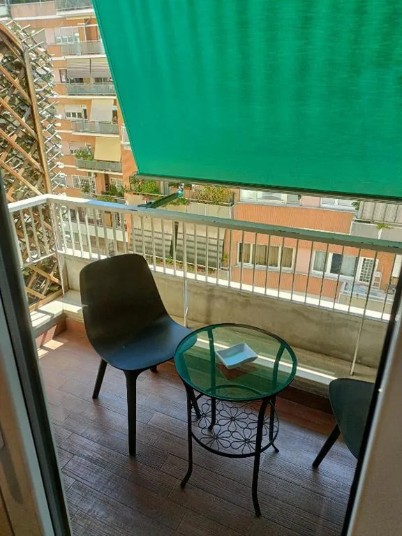 Appartamento con 2 Camere da Letto e Balcone — Vatican Break Home