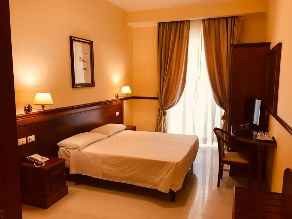 Appartamento con 2 Camere da Letto — Hotel Virgilio