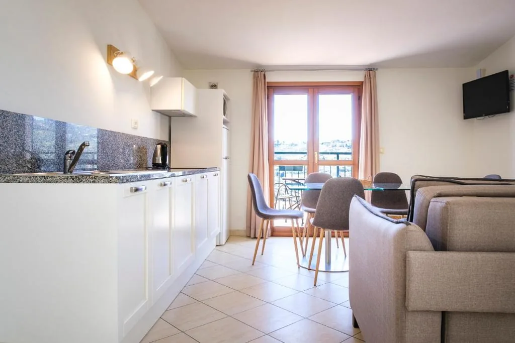 Apartment with 2 Bedrooms — Villa Giada Resort