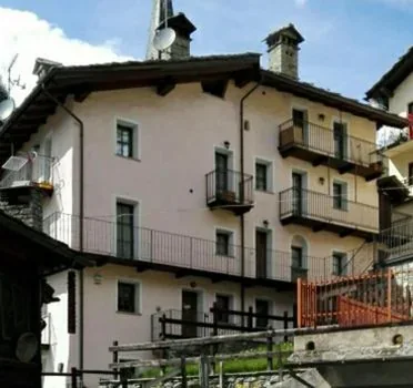 Appartamento con Balcone — Appartamenti Paquier