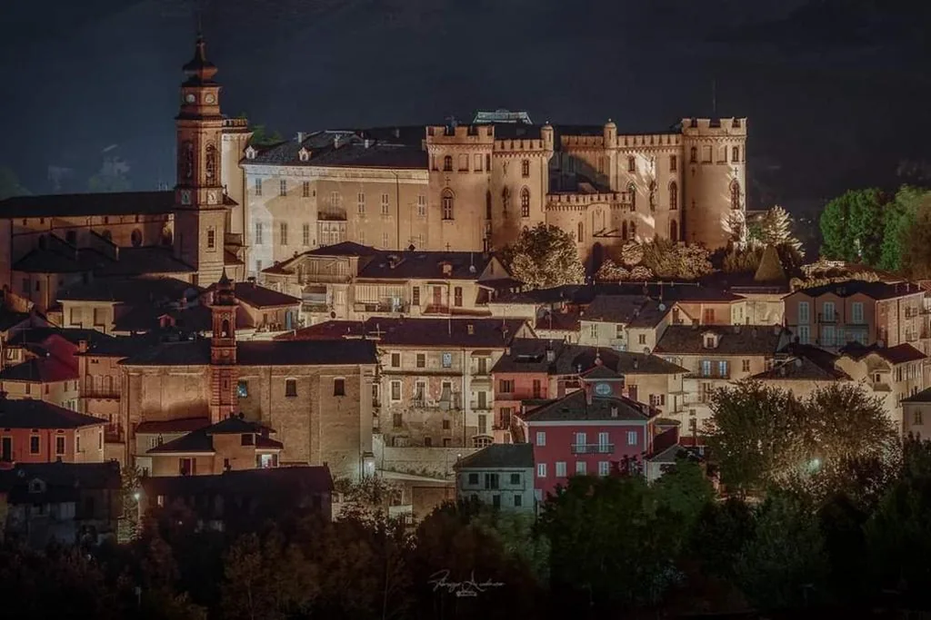 Apartment with Balcony — La Rocca di Efisio