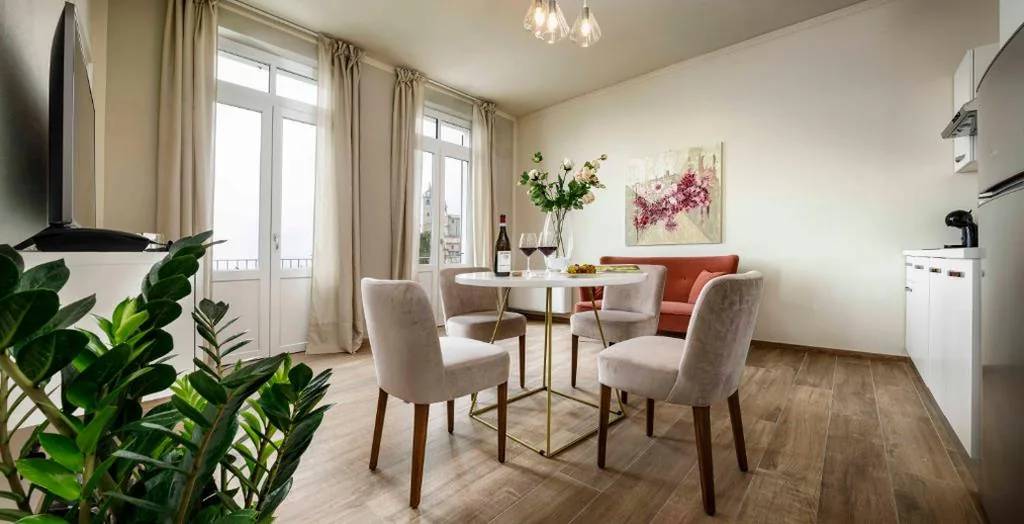 Appartamento con Balcone — Villa Gremì – Monforte d’Alba