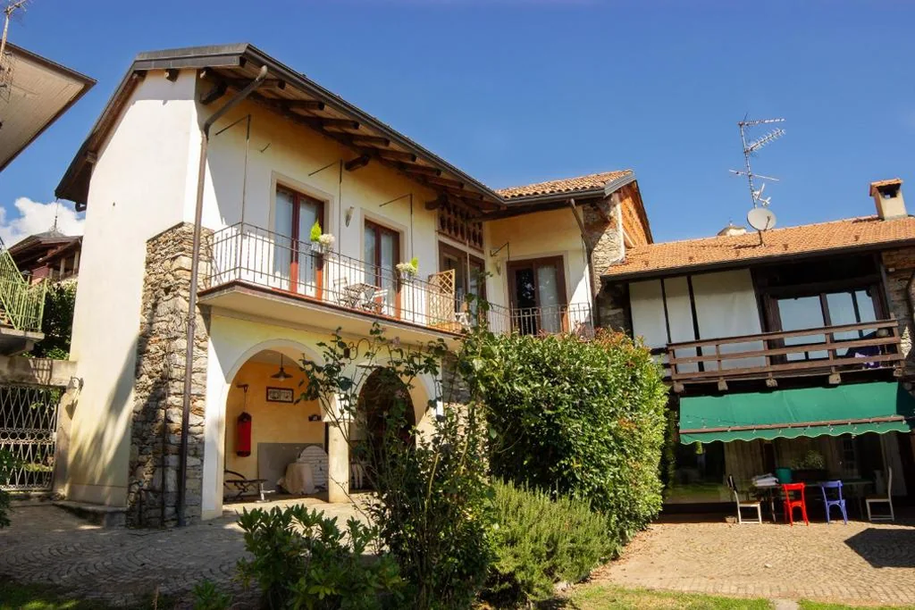 Apartment with Lake View — Casa Patrone