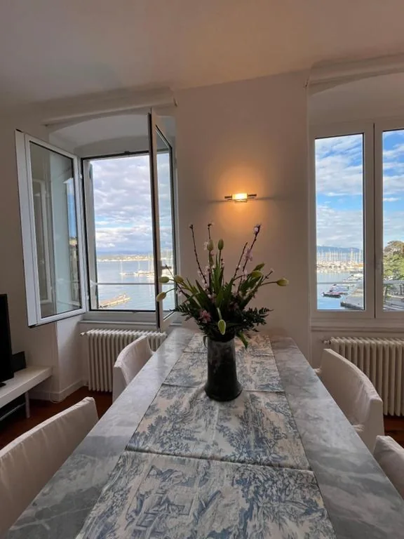 Apartment with Sea View — About Italy Holiday Rooms and Apartments