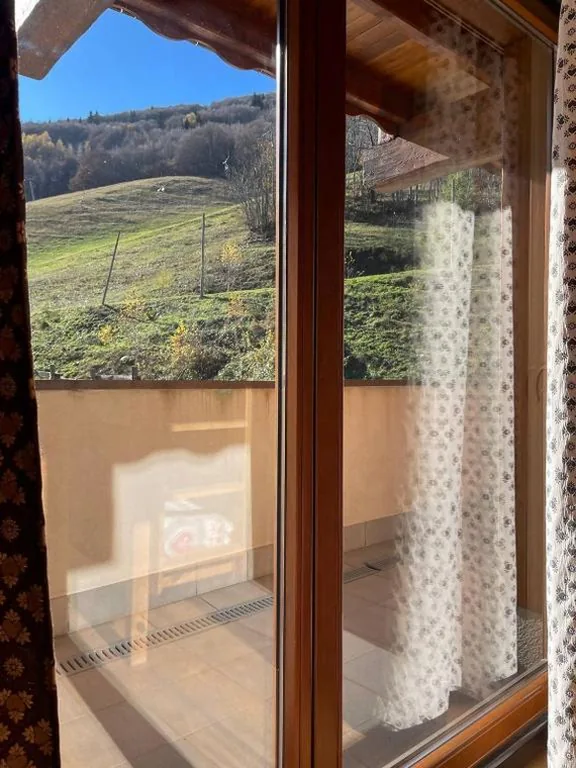 Deluxe One-Bedroom Apartment with Garden View — Chalet 1400 Nuova Gestione