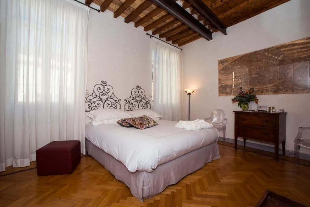 Deluxe Apartment with Garden View - Annex — Rome Frattina27