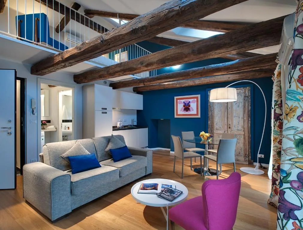 Appartamento Deluxe su 2 Livelli — Piazza Vittorio Suites