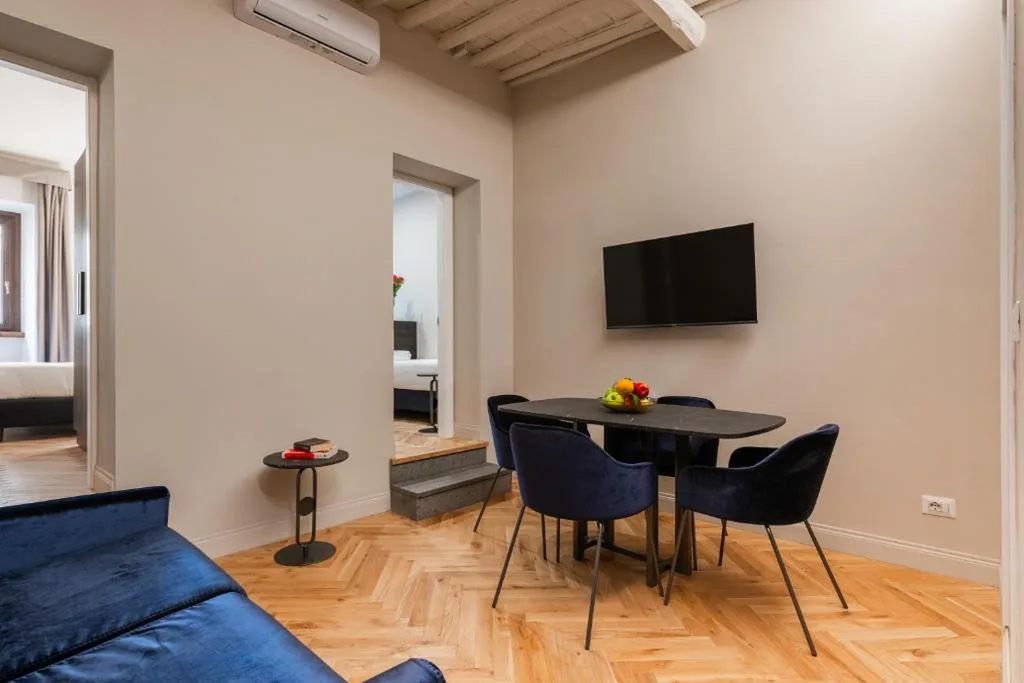 Appartamento Familiare con 2 Camere da Letto — H77 Apartments – Maison D’Art Collection