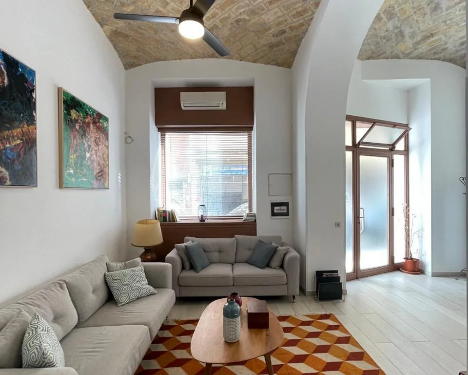 1-Bedroom Loft Apartment with Balcony — B&B Santi Quattro Al Colosseo