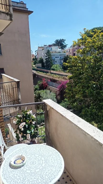 Appartamento moderno con vista sul verde 2 fermate da San Pietro — foto 6