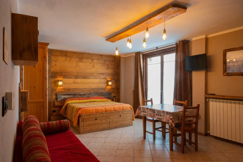 Studio Apartment — Chalet Della Guida