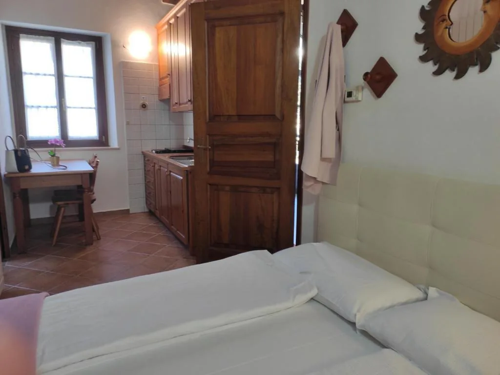Appartamento - Piano Terra — Casa Cannobio