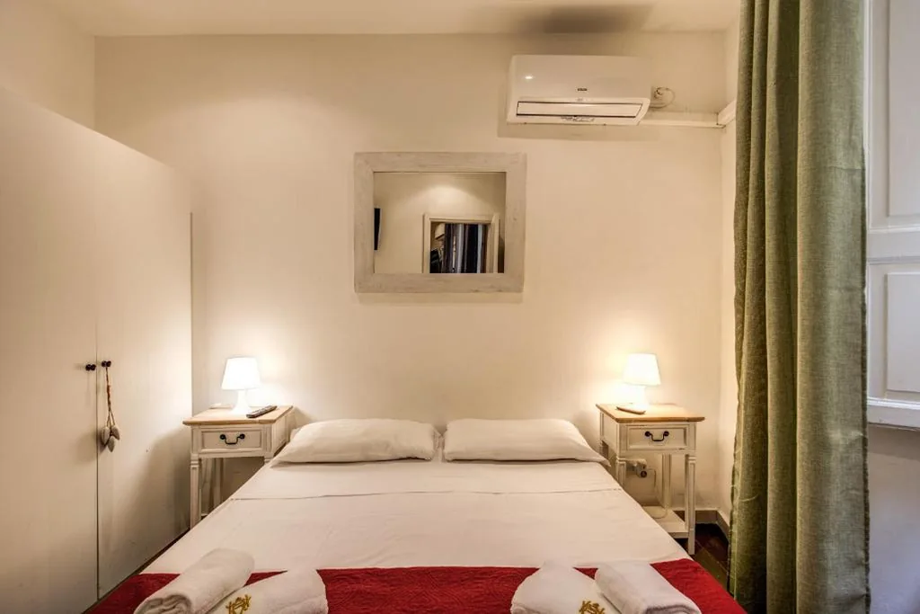 Appartamento Standard — Guest House o Affittacamere La Civetta di Trastevere B