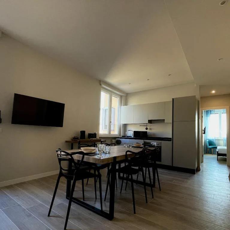 2-Level Apartment — Elements