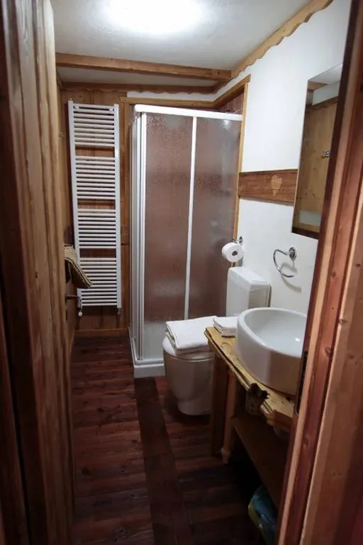 Superior Apartment — Chambres D’Hotes Les Fleurs