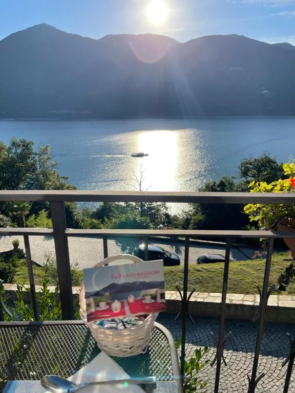 Appartamento Superior con 1 Camera da Letto e Balcone — B&B Lago Maggiore
