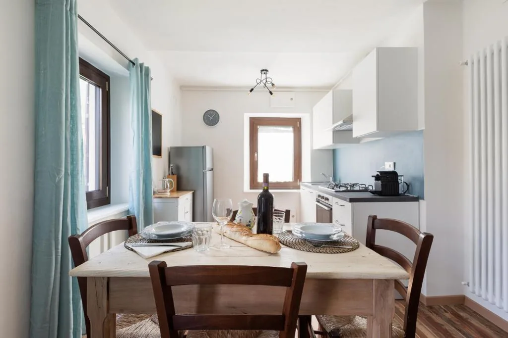 Appartamento Superior con 1 Camera da Letto e Balcone — Residence Madamin