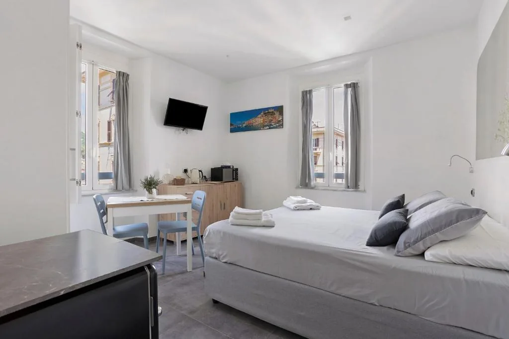 Superior Apartment with City View — Domi Home
