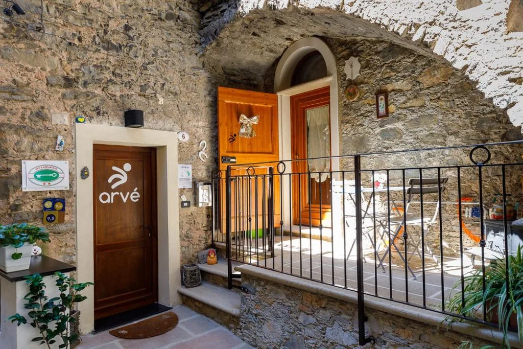 Arvé Castelbianco – B&B e Appartamento