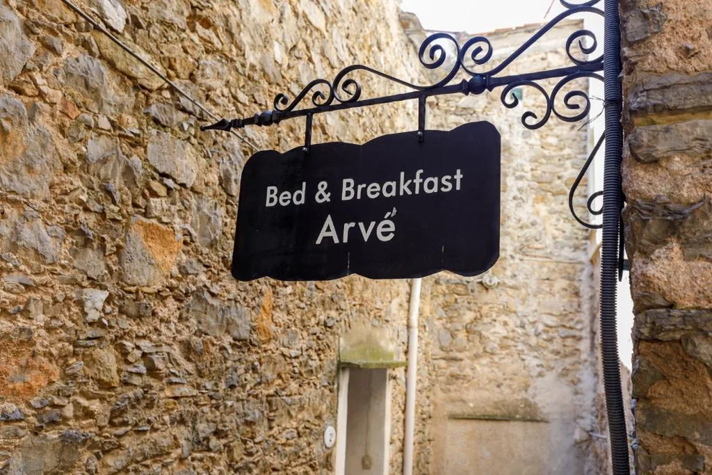 Arvé Castelbianco – B&B e Appartamento — foto 8