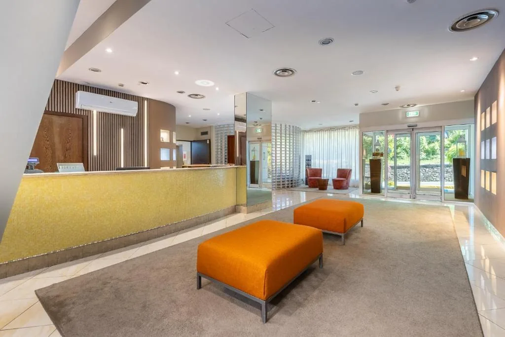 Aston Hotel — foto 6
