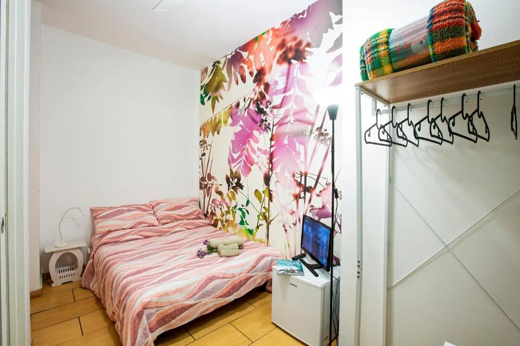 B&B La stanza di Zoe – Roma Tre Metro B Marconi