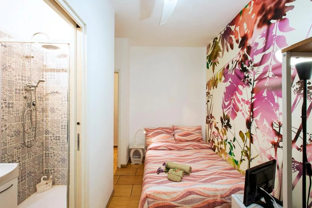 B&B La stanza di Zoe – Roma Tre Metro B Marconi