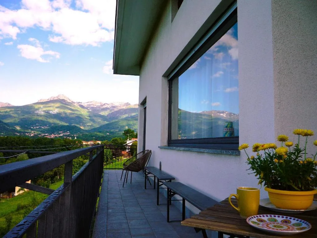 B&B Monte Bo sulla collina di Biella, con terrazze panoramiche