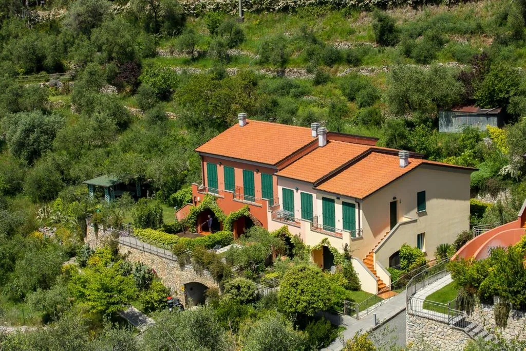 Baia Blu RTA Residence