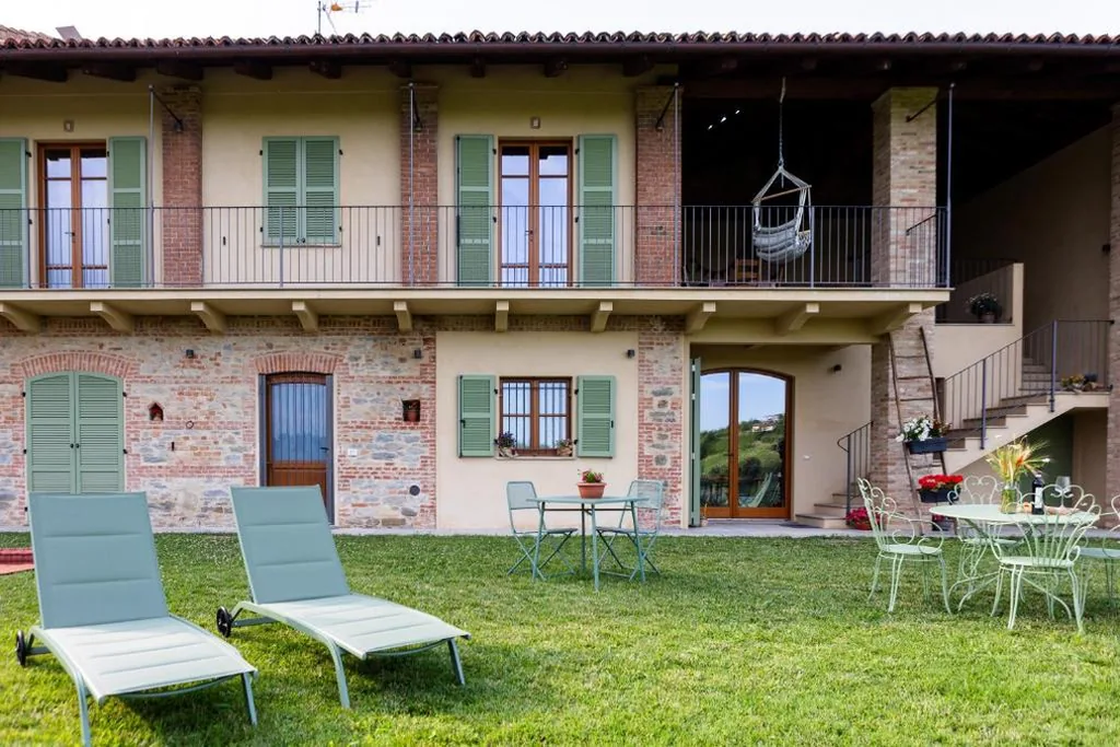 Be Langhe in Monforte – Camere di Cascina